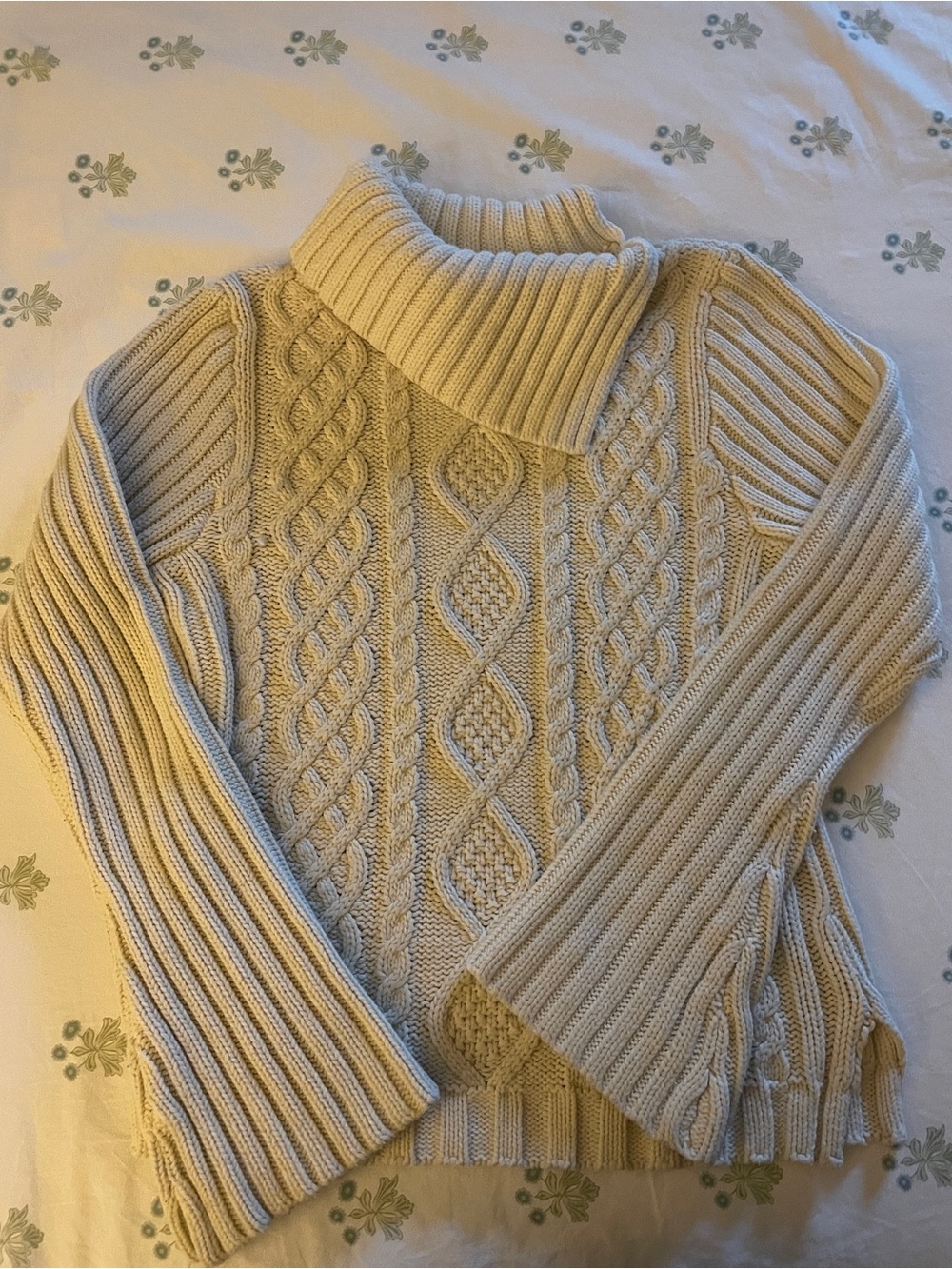 Classic Cable Knit Turtleneck Sweater - Cream
